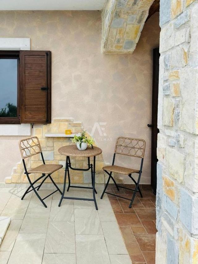 Linardići, new stone house with pool and sea view! ID 573