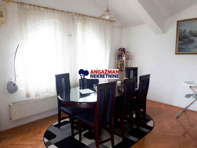 Voždovac – Zaplanjska (bele zgrade) - 85kvm (+70kvm gornji nivo) ID#21828