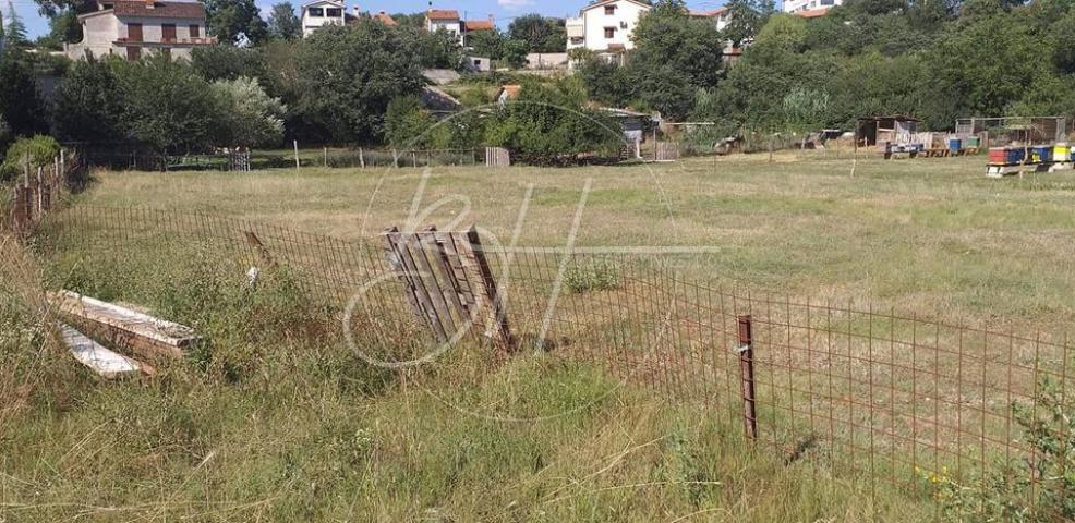 Land Loborika, Marčana, 1.280m2