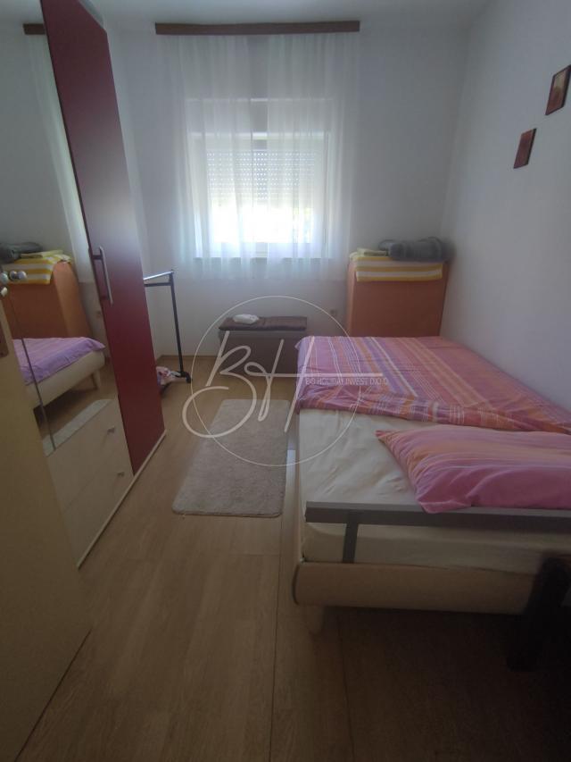 Flat Ližnjan, 65m2