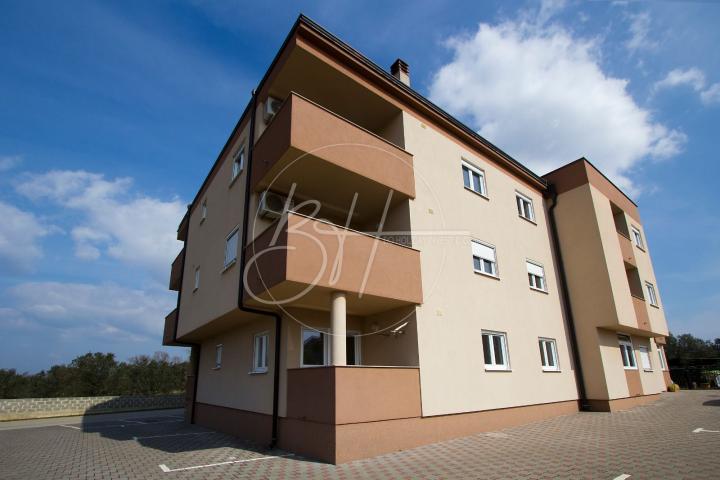 Flat Peroj, Vodnjan, 76m2