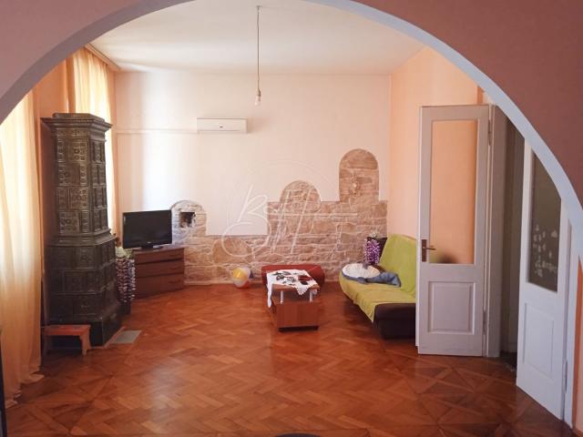 Flat Centar, Pula, 114,28m2