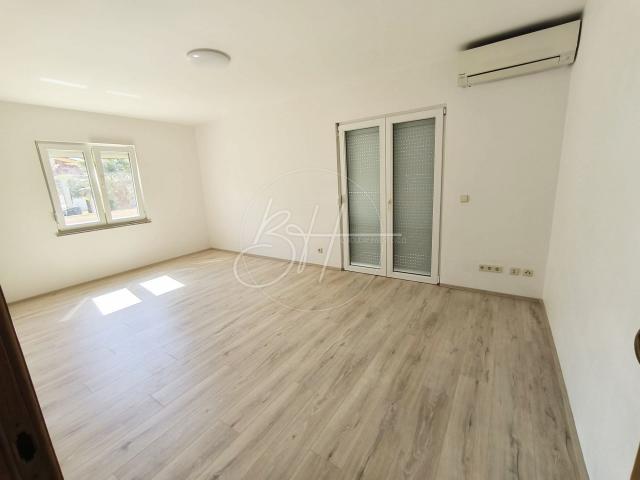 Flat Štinjan, Pula, 62m2