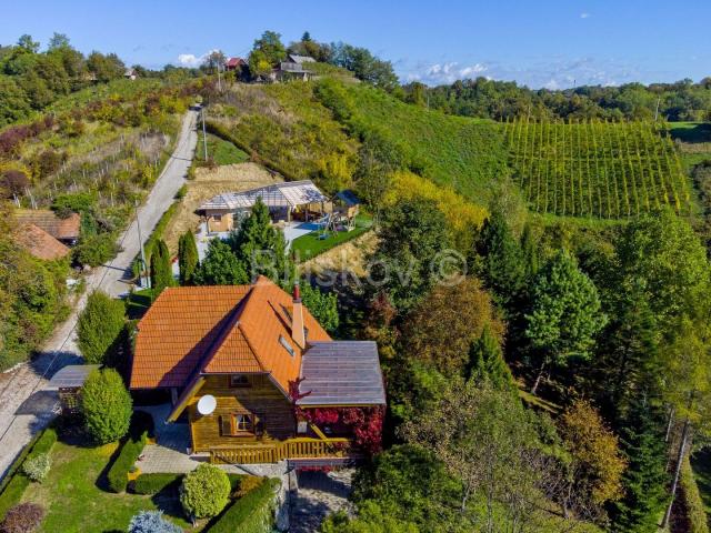 Prodaja, Gornja Voća, samostojeća kuća, bazen, vrt