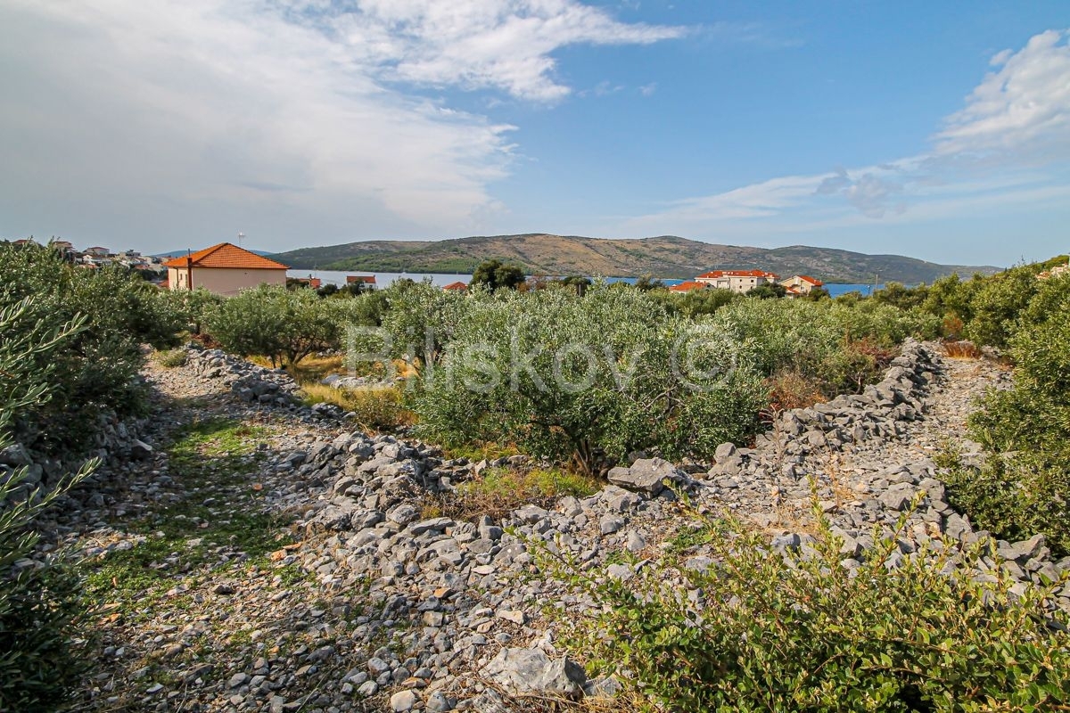 Prodaja, Trogir, Seget vranjica, građevinsko zemljište