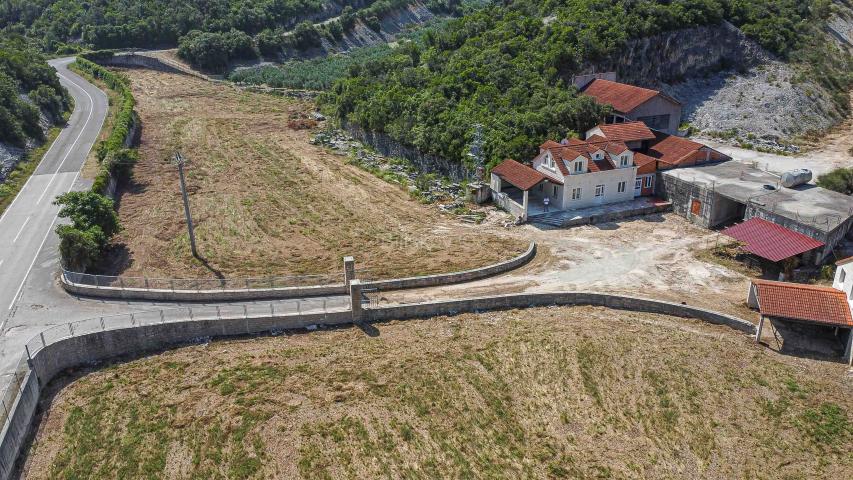 Prodaja, Brač, poslovno zemljište  između Postira i Pučišća