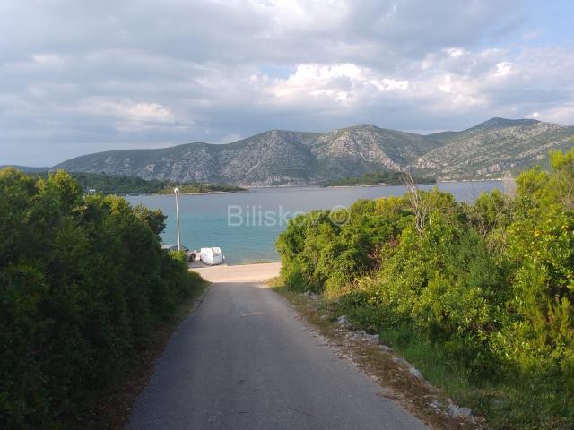 Korčula, Račišće, prodaja zemljište 1607m2, 50m od mora