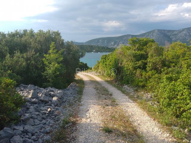 Korčula, Račišće, prodaja zemljište 1607m2, 50m od mora