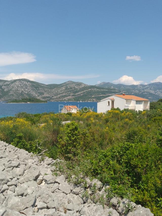 Korčula, Račišće, prodaja zemljište 1607m2, 50m od mora