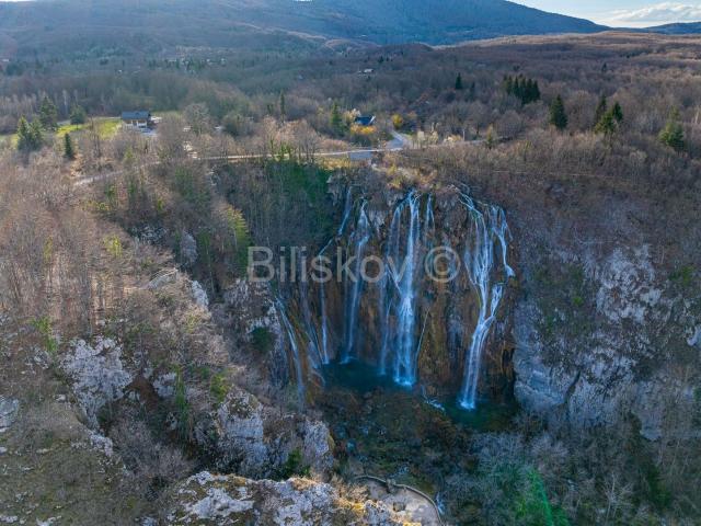 Prodaja, Plitvička jezera, građevinsko-turističko zemljište, 7808m2