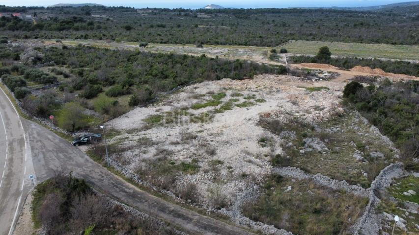 Prodaja, građevinsko zemljište u blizini Primoštena