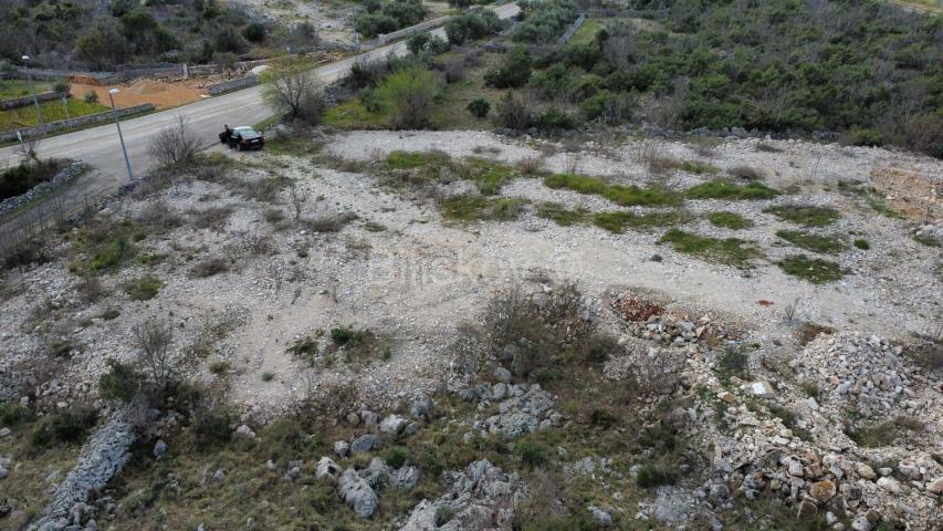 Prodaja, građevinsko zemljište u blizini Primoštena