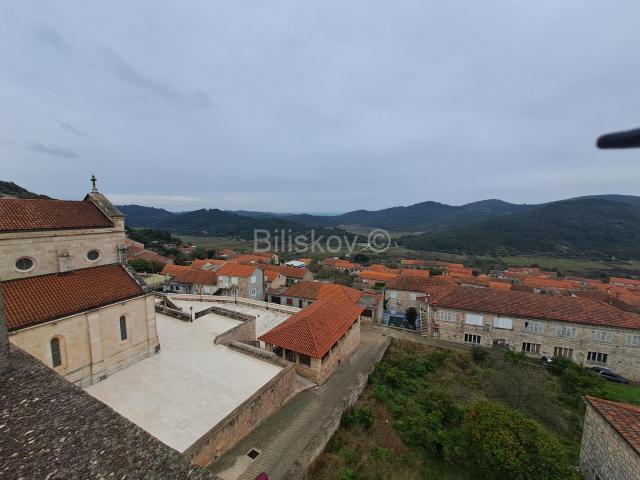 Prodaja, poslovna zgrada u Smokvici, otok Korčula