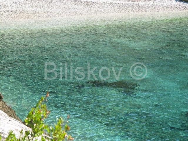 Korčula 1. red moderna vila s bazenom, vez za brod, prodaja