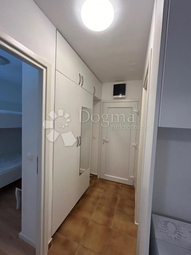 Apartman u zagrljaju mora i sunca