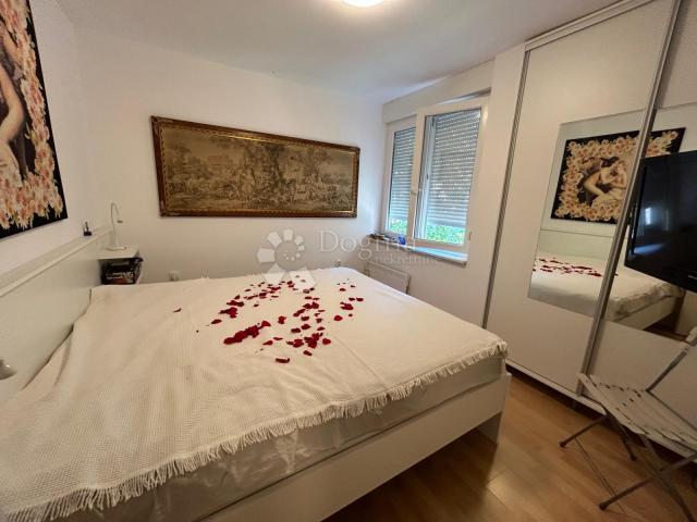 Apartman u zagrljaju mora i sunca