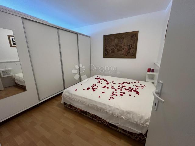 Apartman u zagrljaju mora i sunca