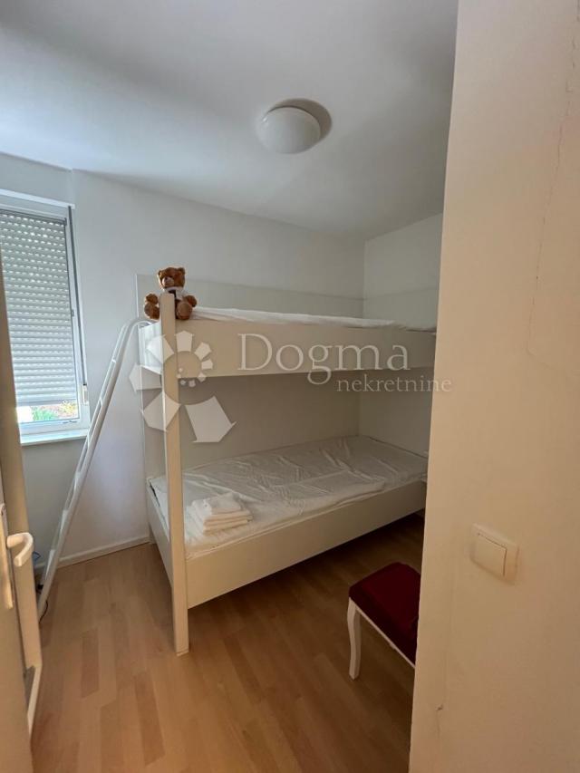 Apartman u zagrljaju mora i sunca