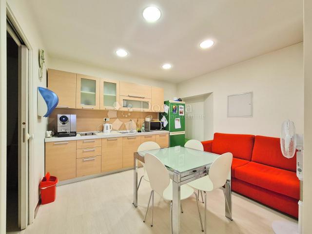 Flat Centar, Rijeka, 121,36m2