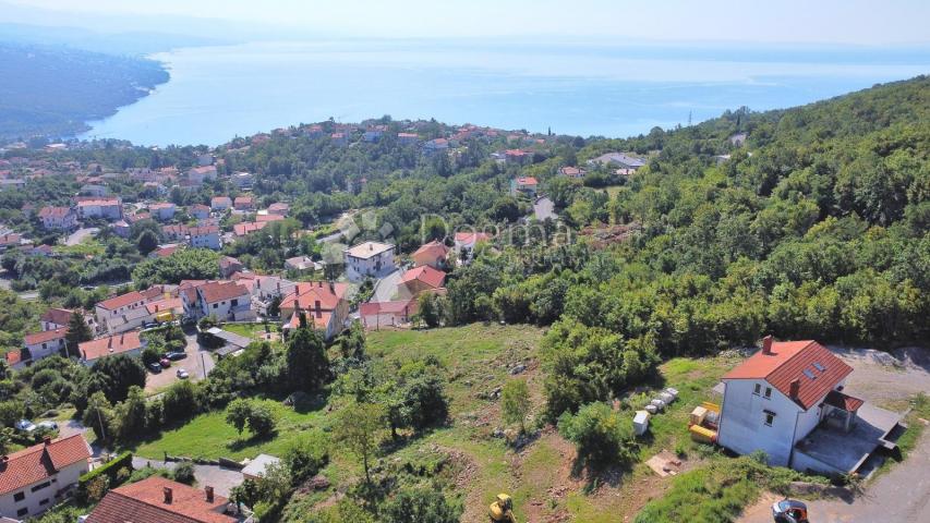 ZEMLJIŠTE S PREKRASNIM POGLEDOM, MATULJI