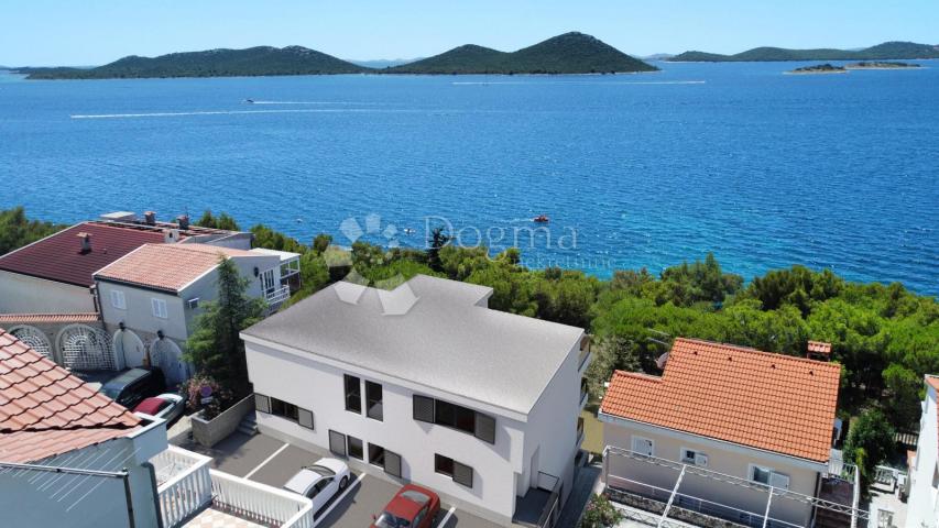 DRAGE  PAKOŠTANE - LUXURY APARTMENT FIRST LINE TO THE SEA - A3