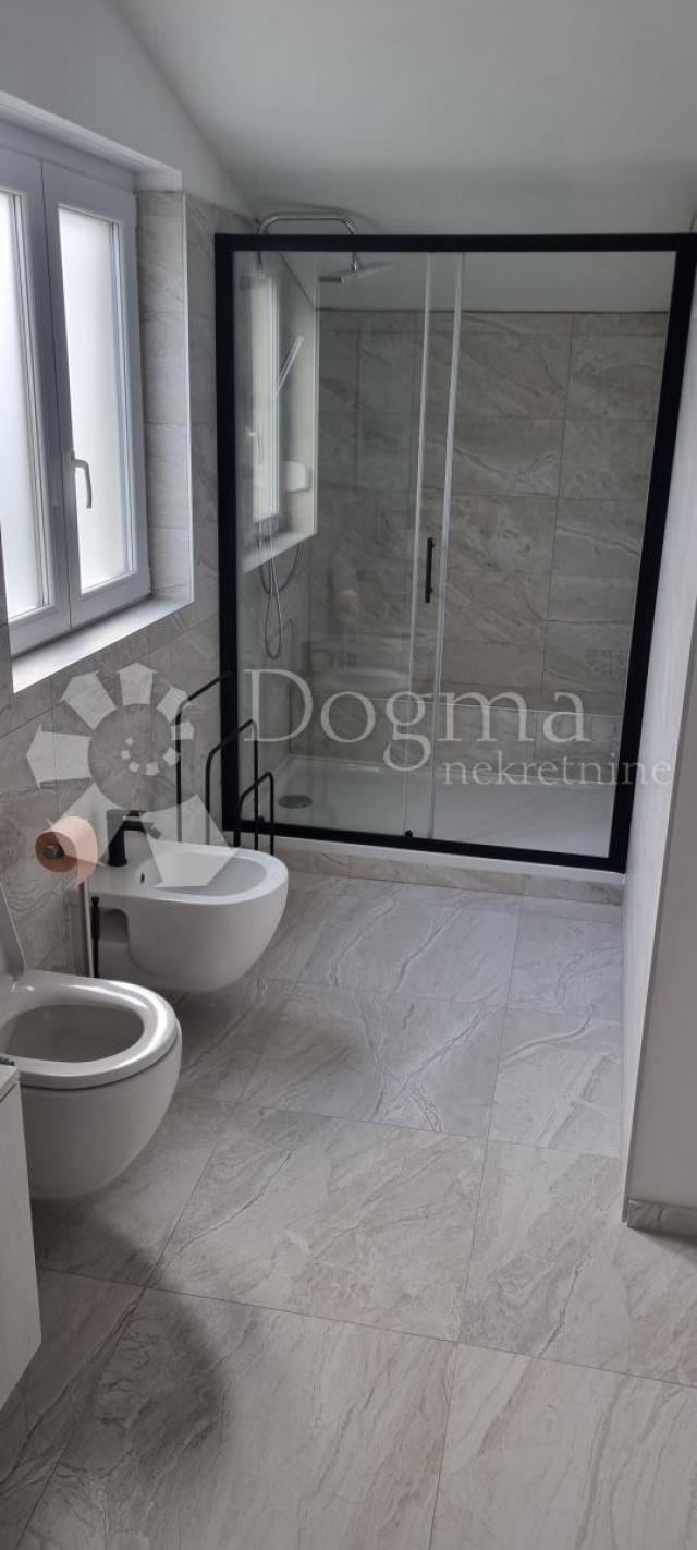 Flat Zamet, Rijeka, 134m2