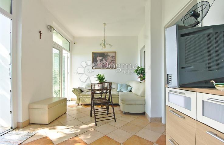 Flat Opatija, 127m2