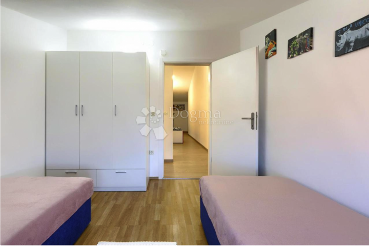 Wohnung Centar, Pula, 75,41m2