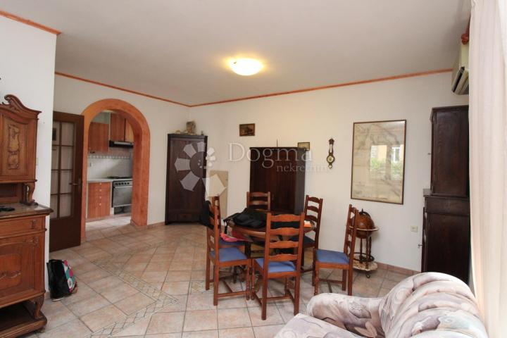 Flat Ičići, Opatija - Okolica, 78,38m2