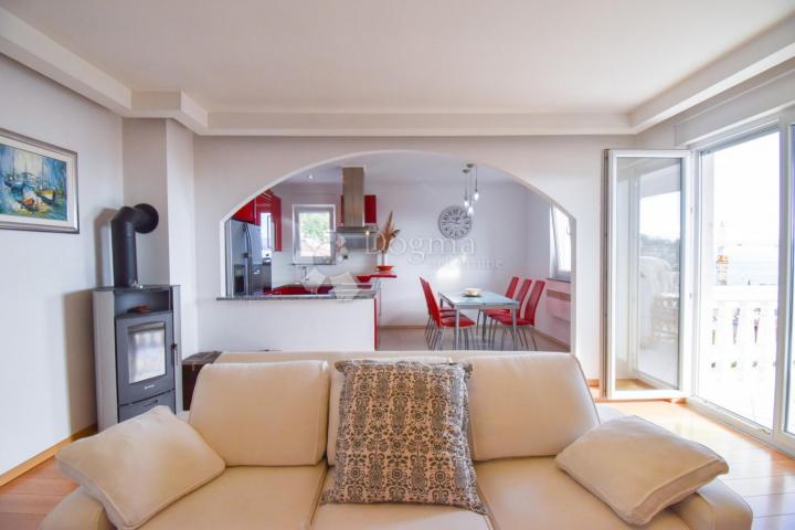 Flat Ičići, Opatija - Okolica, 173,47m2