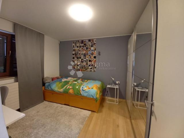 Wohnung Veruda, Pula, 266m2