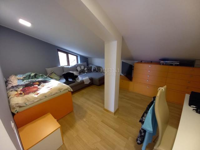 Wohnung Veruda, Pula, 266m2