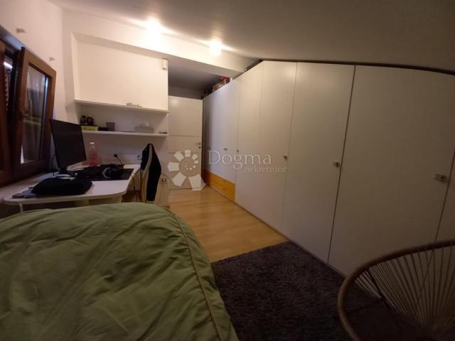 Wohnung Veruda, Pula, 266m2