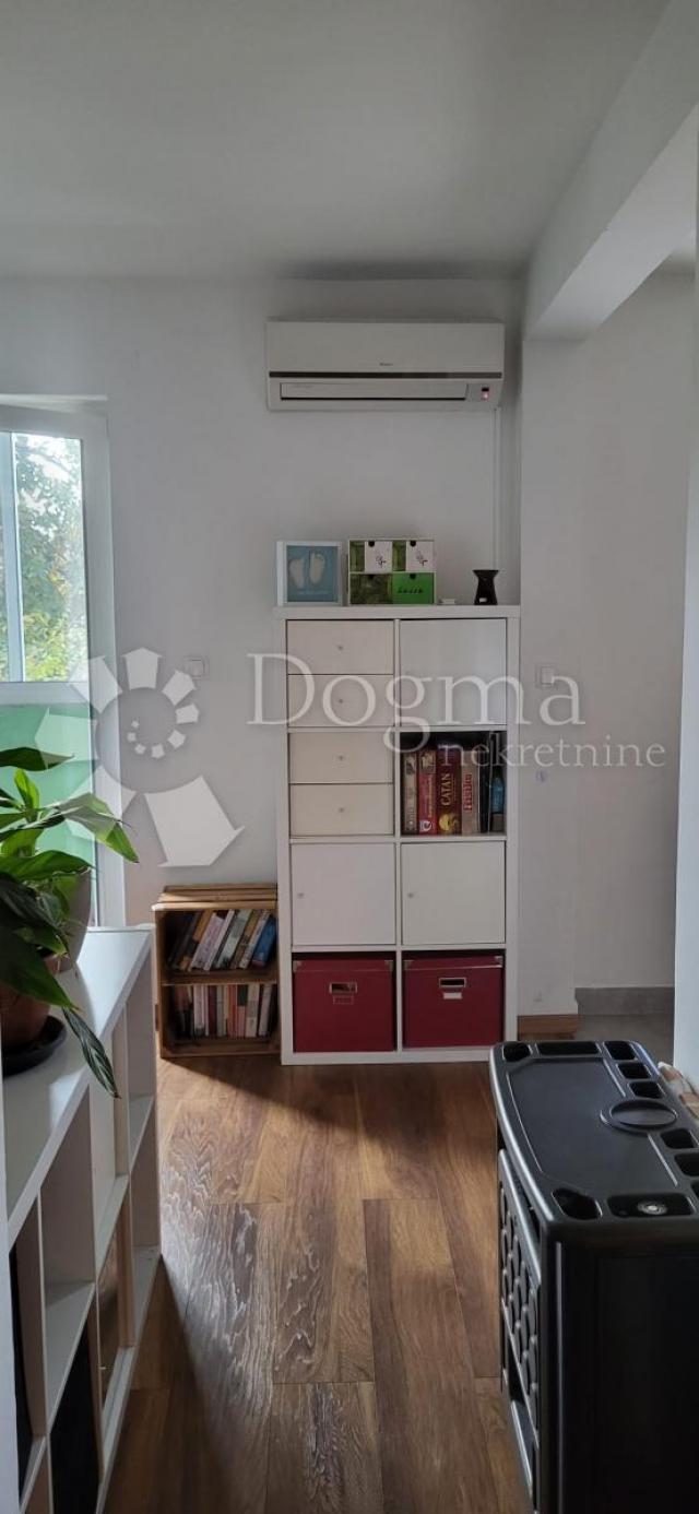 Wohnung Centar, Pula, 52,72m2