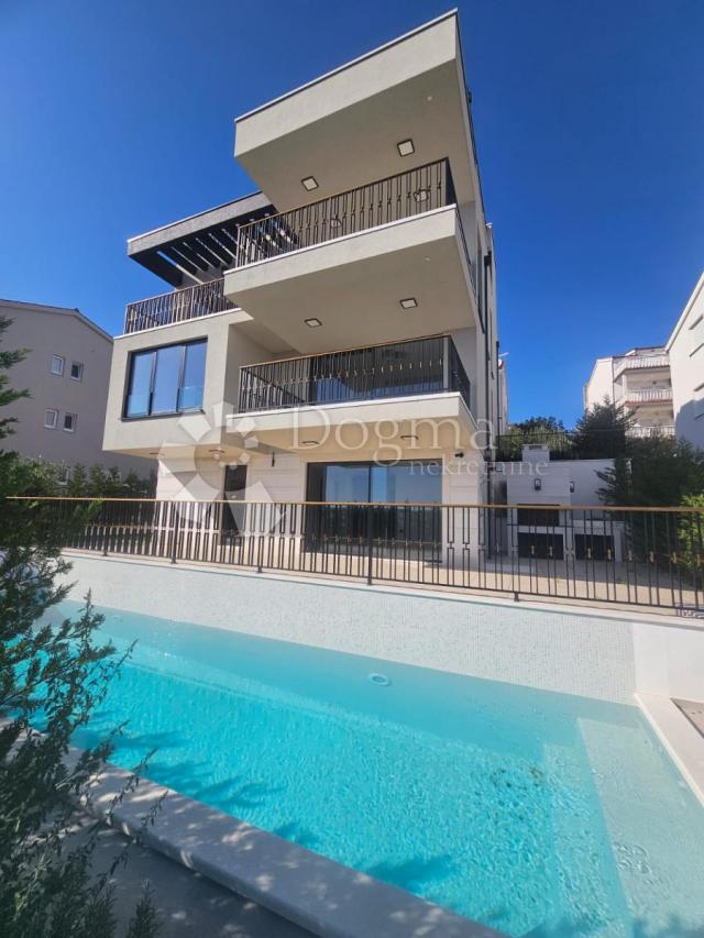 Haus Čiovo, Trogir, 330m2