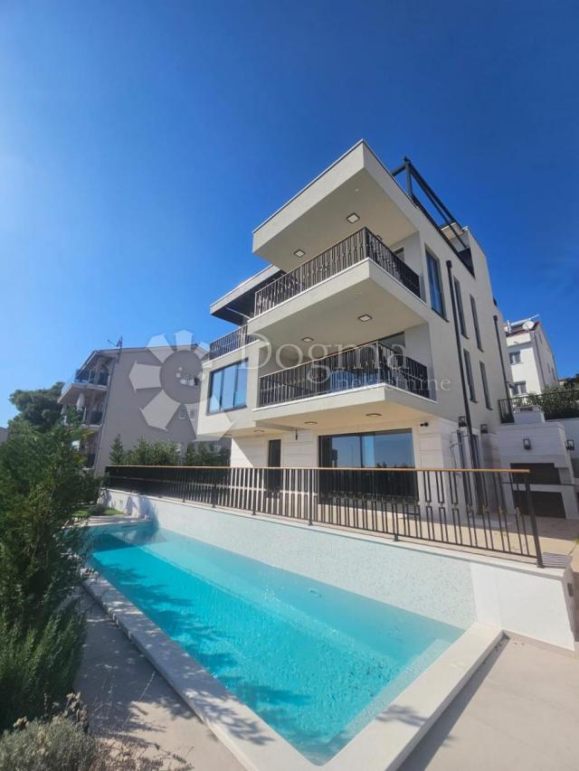 Haus Čiovo, Trogir, 330m2