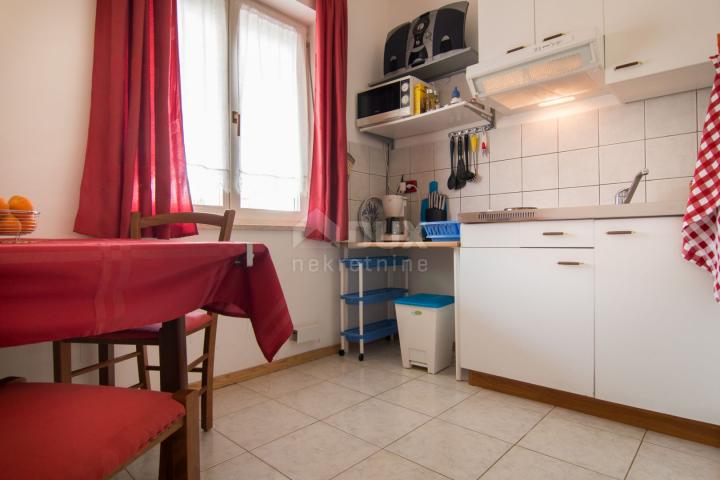 ISTRA, VALBANDON Prekrasna apartmanska kuća! 