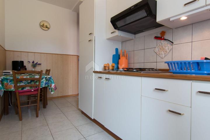 ISTRA, VALBANDON Prekrasna apartmanska kuća! 