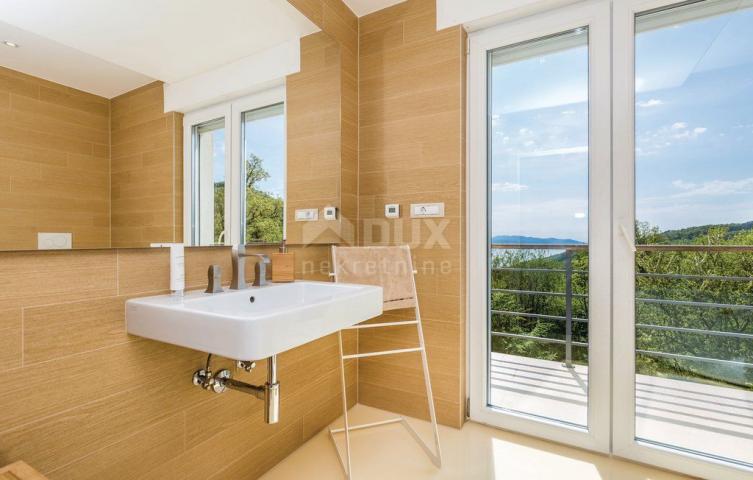 OPATIJA - BREGI - Haus / Villa 240m2 mit Meerblick und Pool + landschaftlich gestaltete Umgebung 800