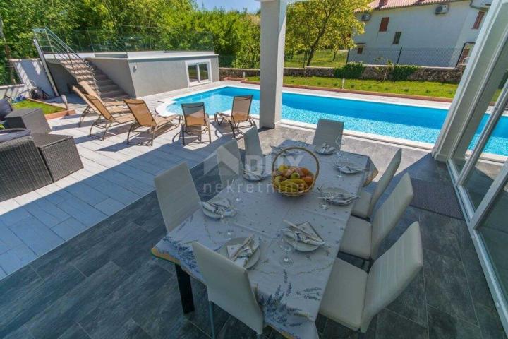 ISTRIA, LABIN - Neue Villa mit Pool und angelegtem Garten