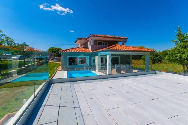 ISTRIA, LABIN - Neue Villa mit Pool und angelegtem Garten