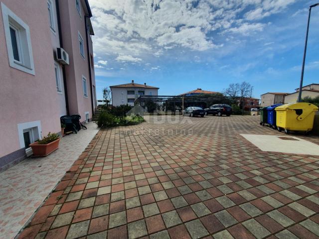 ISTRIA, NOVIGRAD - Spacious and quality apartment near the sea