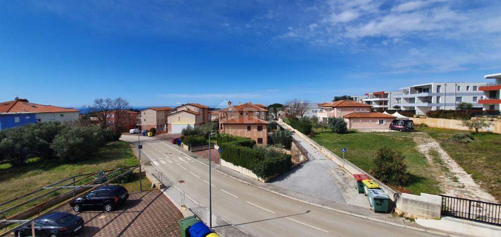 ISTRIA, NOVIGRAD - Spacious and quality apartment near the sea