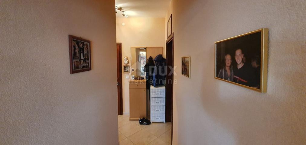 ISTRIA, NOVIGRAD - Spacious and quality apartment near the sea