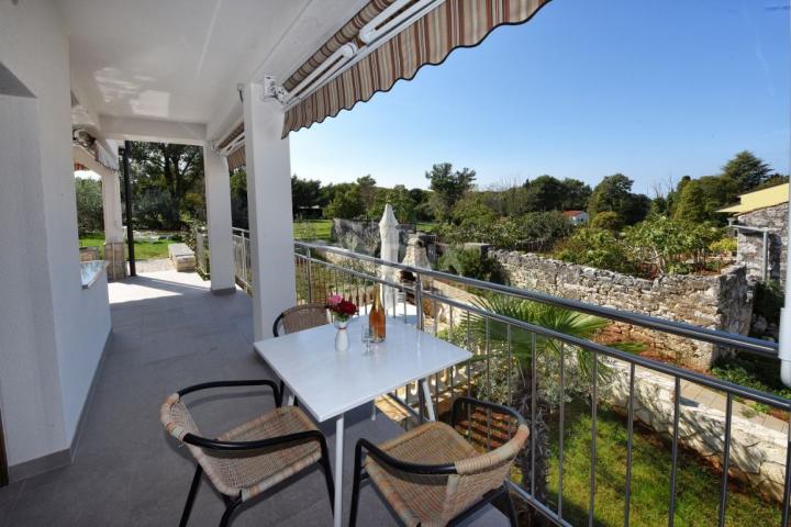 ISTRIA, POREČ - Apartment house with sea view