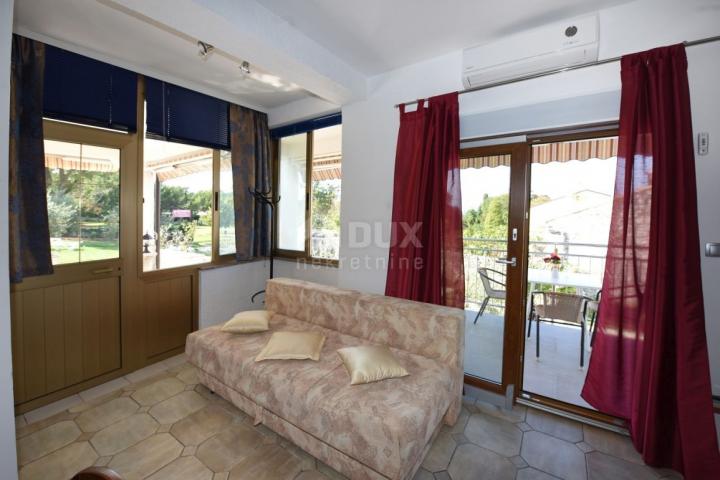 ISTRIA, POREČ - Apartment house with sea view