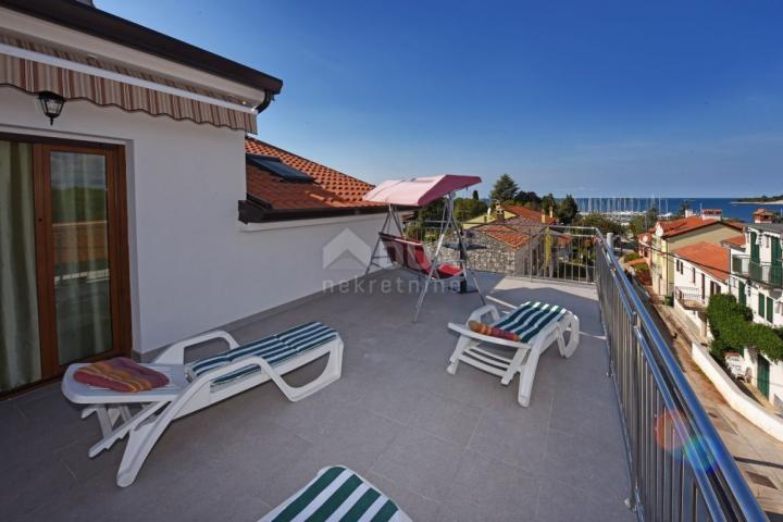 ISTRIA, POREČ - Apartment house with sea view