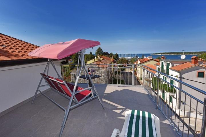 ISTRIA, POREČ - Apartment house with sea view