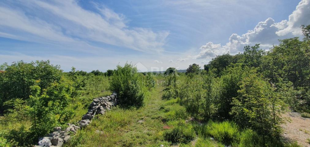 Land Labin, 7.884m2