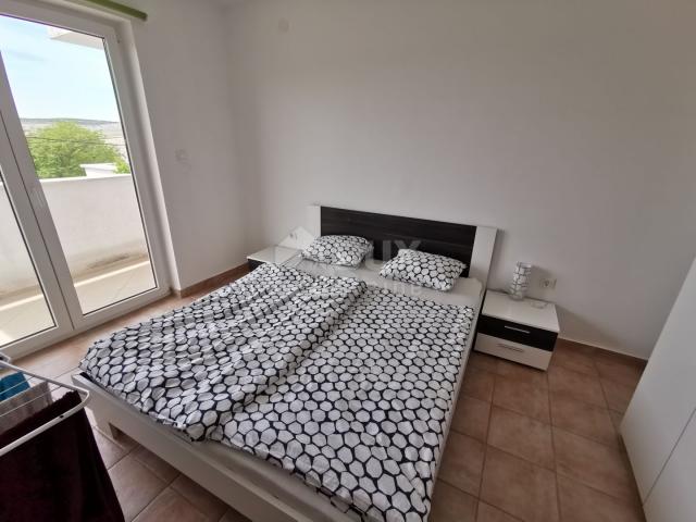 CRIKVENICA, JADRANOVO - Duplex apartment, 98m2 in an attractive location near the sea